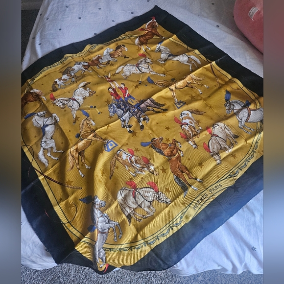 Authentic Hermes Yellow color scarf - Picture 11 of 12